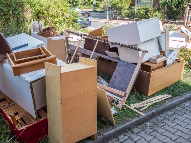 Best Office Junk Removal  in Yale, MI